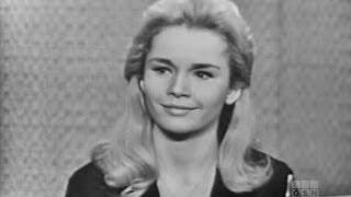 What's My Line? - Tuesday Weld; Dana Andrews [panel]; Johnny Carson [panel] (Jan 14, 1962)