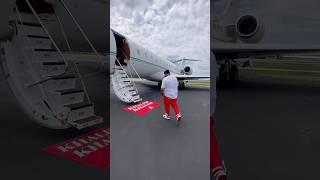 Let's fly  DJ Khaled -  Private jet #djkhaled #private #jet #fly #shorts