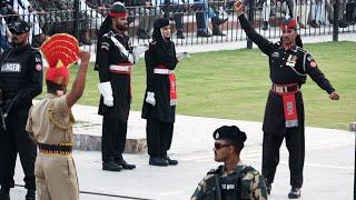 INDIA VS. PAKISTAN FACE-OFF AT WAGAH/ATTARI BORDER CEREMONY (WITH COMMENTARY)! (4K)