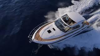 Yachtcharter: Bavaria  S40 in Action Motoryacht - Motorboot