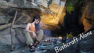 surviving in a seaside cave / fighting with sea bugs / solo camping / bushcraft