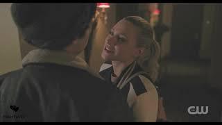 Riverdale: Bughead Kiss Season 3 Episode 11 