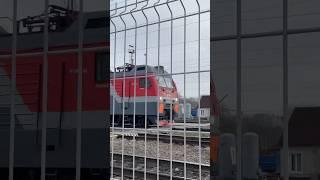 Электровоз ЭП1М-700 с поездом Москва - Анапа проследует Придачу #superfacts90 #phonk #эп1м #ржд#эп1м