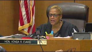 Judge Vonda Evans sentences Bob Bashara