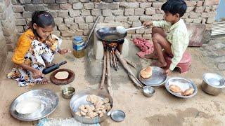 बहन भाइयों ने मिलकर बनाई गोभी आलू की सब्जी और पूरी काफी बढ़िया टेस्टी और स्वादिष्ट ||  up india