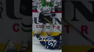 OUCH! Jamie Benn assène un violent coup de poing à Mark Scheifele!