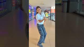 Shake it to the max #shorts #viral #trending #dance