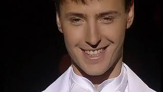 6. Smile (Vitas – Live in Moscow, Russia – 2003.11.01) [DVD]