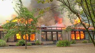 [KINDERGARTEN IN VOLLBRAND | ERKRATH] - Großbrand mit massiver Rauchentwicklung | 170 Kräfte -