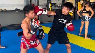 Boxer Vs Muay Thai Champions| BOXING SPARRING