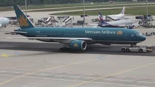 Boeing 777 VN-A143 Vietnam Airlines - Frankfurt Airport 21st May 2015