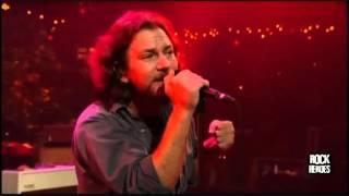 Pearl Jam - Johny Guitar live (Texas 2010)