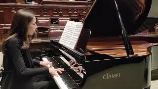 Camera dei deputati: Pianista ucraina Zenoviia