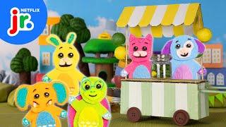 Roo City Pickle Day! ️ Wonderoos Puppet Play | Netflix Jr