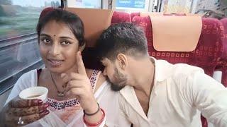 Soni Kumari or Adarsh in kya kiye Vande bharat express me