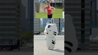 함께해요 국민건강체조 with 백호돌이! - 꼬아서기