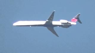 Delta Air Lines McDonnell Douglas MD-90 Fly Over Austell (HD) Austell,Ga. 5-26-2013