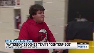 Waterboy becomes Ky. basketball team’s “centerpiece”