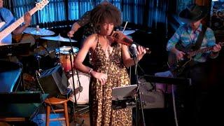 Leslie DeShazor Quintet performs at Dirty Dog Jazz Café | ABJ Clip