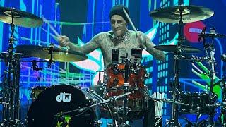 Blink 182: Travis Barker full drum solo [Live 4K] - Reunion tour (Chicago, IL - May 6, 2023)