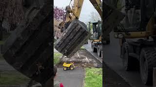 Why Does Feel So Good to Watch What This Driver Did? 