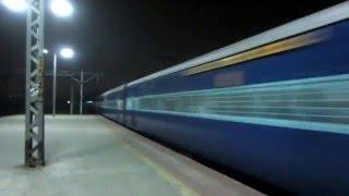 12163 Dadar Central - Chennai Egmore Super Fast Express At CLA!!!!!!