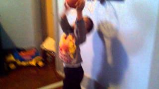 Trenton Jordan-power dunking