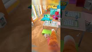 Feeding Granny live FISH (I Am Cat VR)