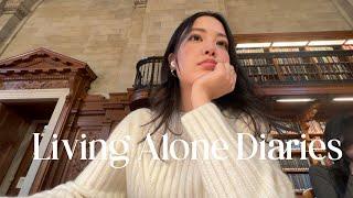 Living Alone Diaries | Chilly winter week working at the library, haircut refresh, apartment decor!