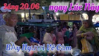Sáng 20.06:Ngay lúc này " Bầy người vô cảm " trước cửa nhà xác