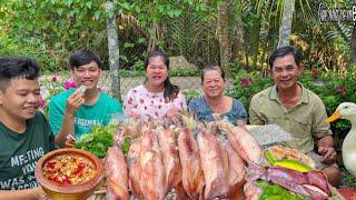 Con Rể Đãi Cha Mẹ Vợ Ăn Mực Trứng Hấp Cuốn Rau Muống Chấm Mắm Tỏi Ớt Cay