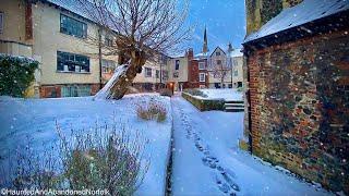 Medieval Norwich in the Snow - History and Hauntings - featuring historic Elm Hill & Tombland Alley!