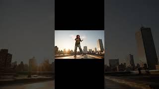 Keanu Reeves SHOCKS Everyone in Dance Battle Against Zendaya | Dridnoc’s Den Celebrity Showdown!