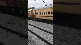 Train No :12765 Tirupati to Amravati SF Express At Madanapalle Road