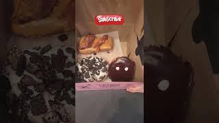  Discover Voodoo Donuts at Universal CityWalk! A sweet Orlando must-visit! #VoodooDonuts #Orlando