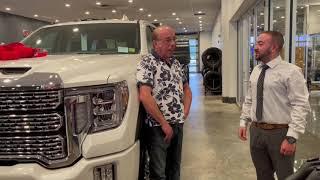 Review by Guillermo: 2022 GMC Sierra at King O'Rourke