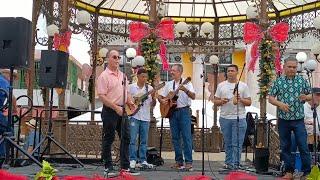 Trovadores en las Fiestas del descubrimiento.