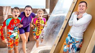 24 HOUR IN THE WORLD'S BIGGEST WATERPARK WITH 100 SLIDES