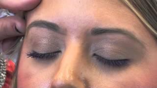 Eyebrows enhancing technique: how to make brows stand out!