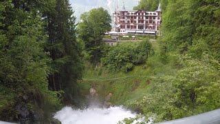 Urlaub machen III, Grande Hotel und Wasserfall