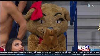 UA Volleyball team preps for Oregon