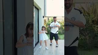 Miren lo grande que está Renata 
