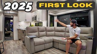 Awesome RV floor plan design with a low price! 2025 Jayco Seismic 399 fifth wheel toy hauler RV