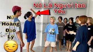 Ken Khểnh Công Khai Kim Ngân Là Người Yêu Mới Hoàng Vinh Cầm Nón Bảo Hiểm Danh