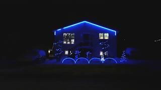 Young 2019 Christmas Lightshow- Seven Nation Army