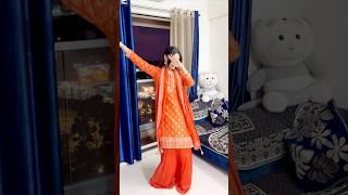Shaky shakyyyon request #saamiyashahidaly #shorts #dance