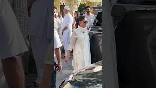 HEARTBROKEN Kareena Kapoor Exits From Ex-Jiju Sunjay Kapur's LAST RITES | #shorts #bollywood