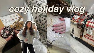 getting in the holiday spirit cozy days, new nails, decorating & shopping, reading, holiday finds