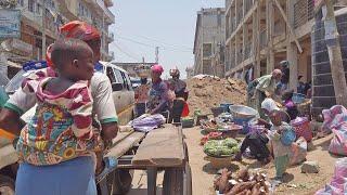 LOCAL FOOD MARKET IN GHANA ACCRA MAKOLA, AFRICA