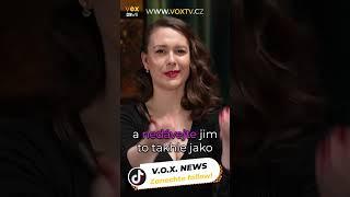 Tohle nikdy nedělejte v restauraci! | V.O.X. Talk! | #shorts #voxnews #voxtalk